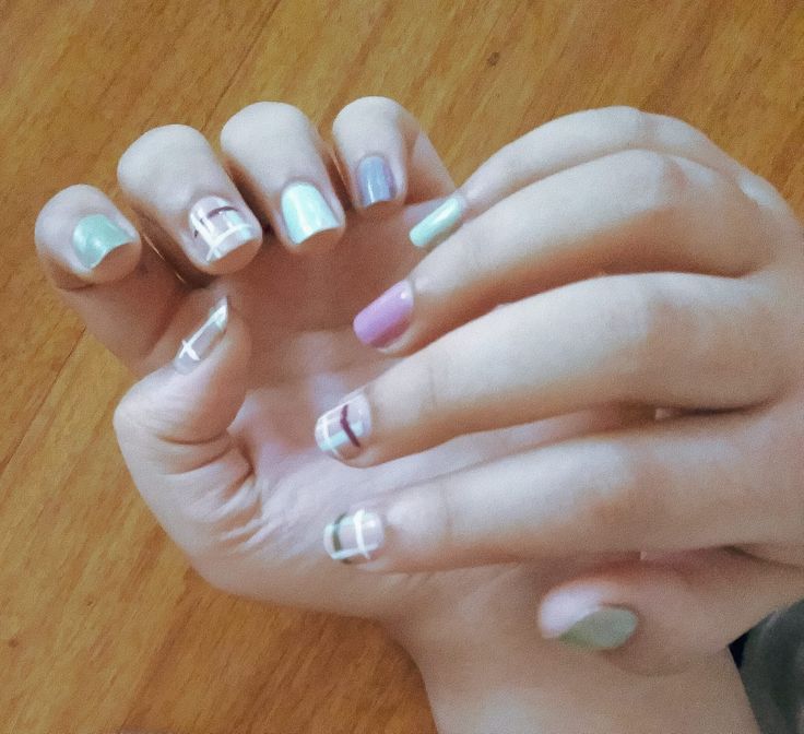 Thin Ink nail art